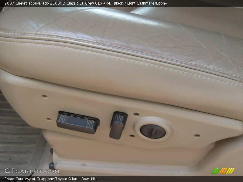 Black / Light Cashmere/Ebony 2007 Chevrolet Silverado 2500HD Classic LT Crew Cab 4x4