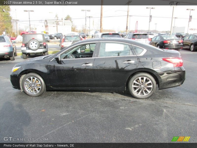 Super Black / Charcoal 2017 Nissan Altima 2.5 SV