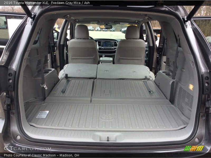 Predawn Gray Mica / Ash 2016 Toyota Highlander XLE