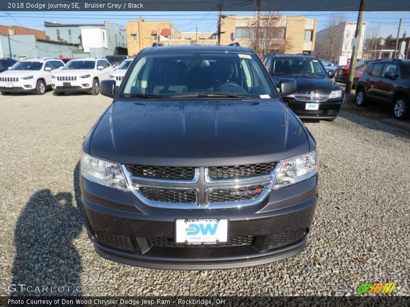 Bruiser Grey / Black 2018 Dodge Journey SE