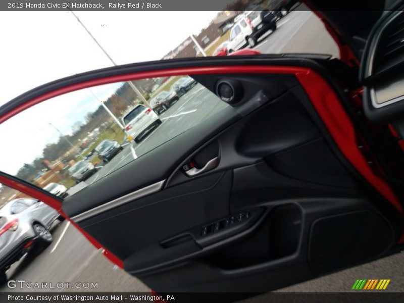 Rallye Red / Black 2019 Honda Civic EX Hatchback