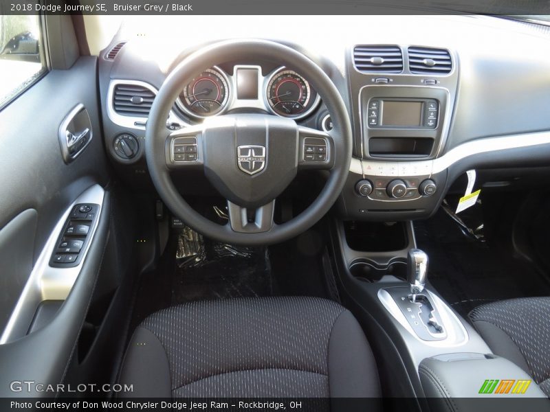 Bruiser Grey / Black 2018 Dodge Journey SE