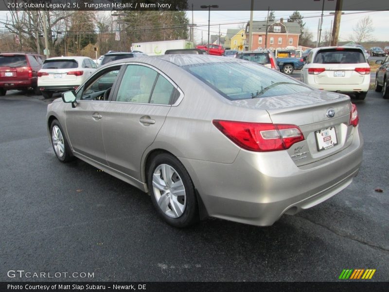 Tungsten Metallic / Warm Ivory 2016 Subaru Legacy 2.5i