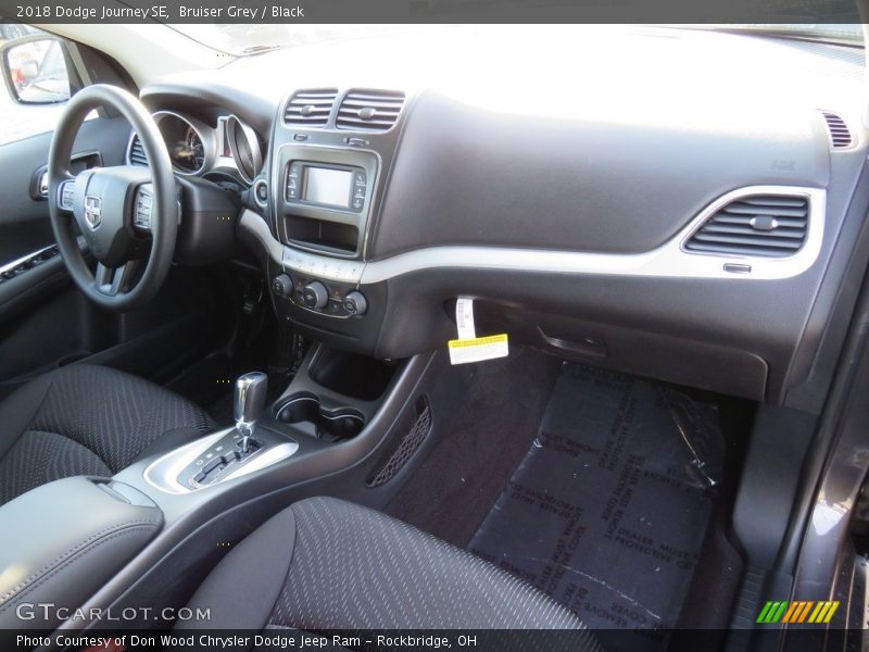 Bruiser Grey / Black 2018 Dodge Journey SE