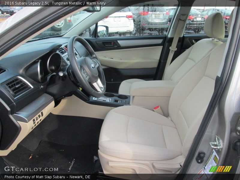 Tungsten Metallic / Warm Ivory 2016 Subaru Legacy 2.5i