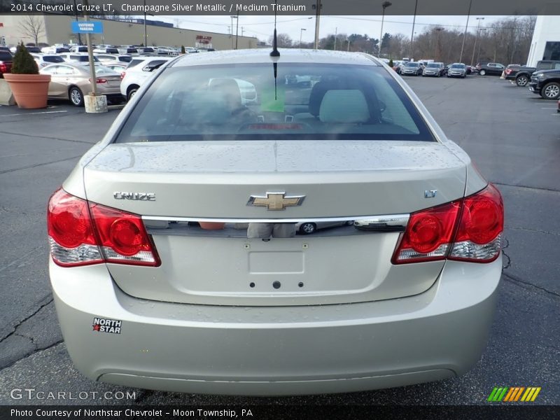 Champagne Silver Metallic / Medium Titanium 2014 Chevrolet Cruze LT