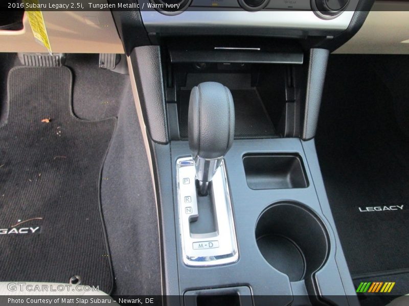 Tungsten Metallic / Warm Ivory 2016 Subaru Legacy 2.5i