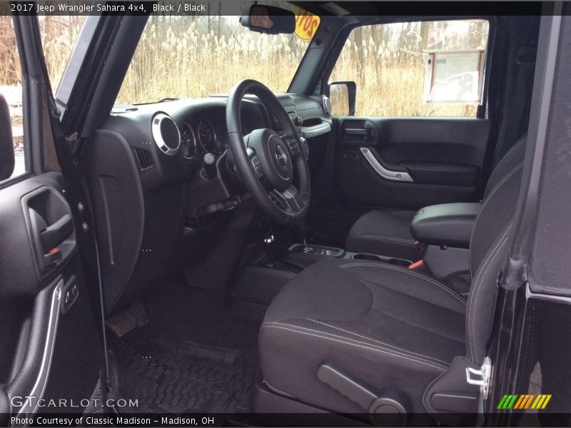 Black / Black 2017 Jeep Wrangler Sahara 4x4