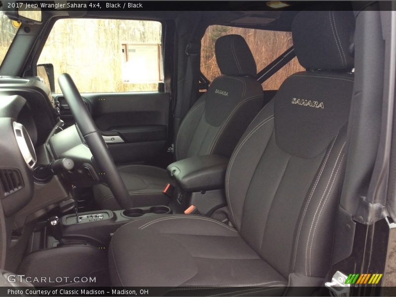 Black / Black 2017 Jeep Wrangler Sahara 4x4