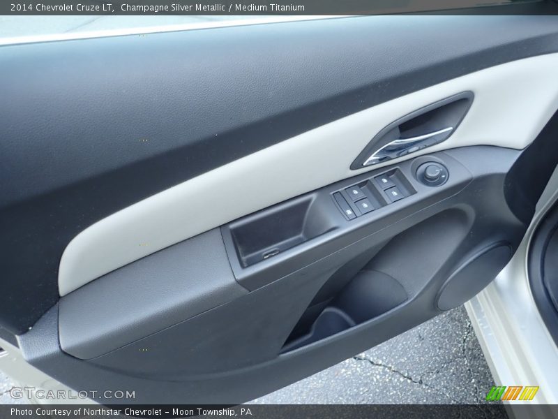 Champagne Silver Metallic / Medium Titanium 2014 Chevrolet Cruze LT