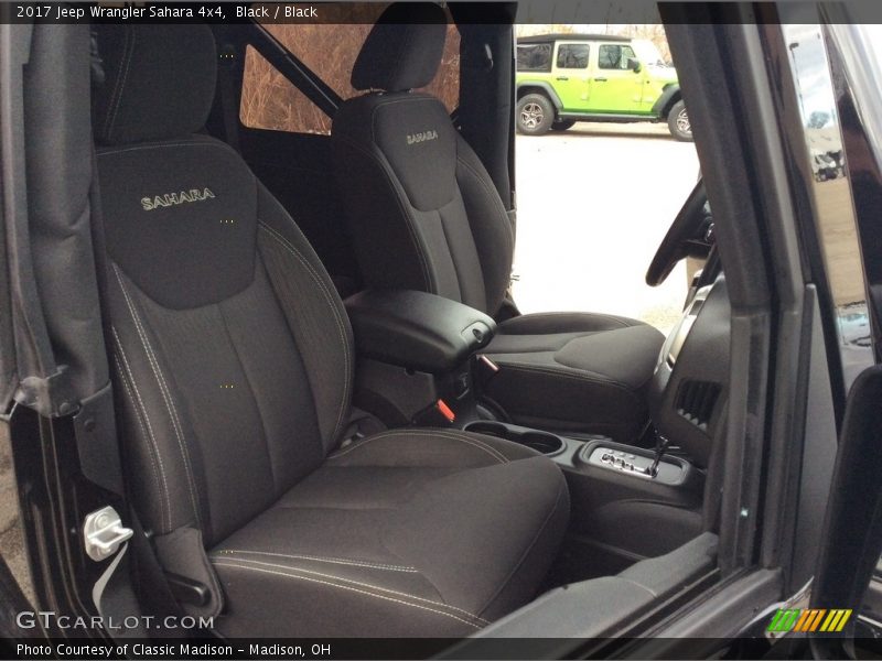 Black / Black 2017 Jeep Wrangler Sahara 4x4