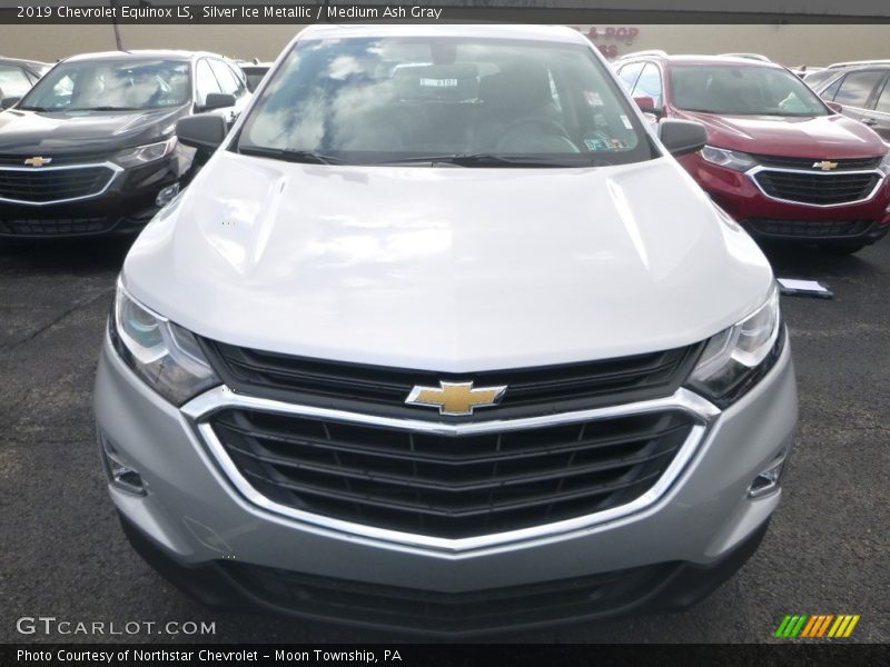 Silver Ice Metallic / Medium Ash Gray 2019 Chevrolet Equinox LS