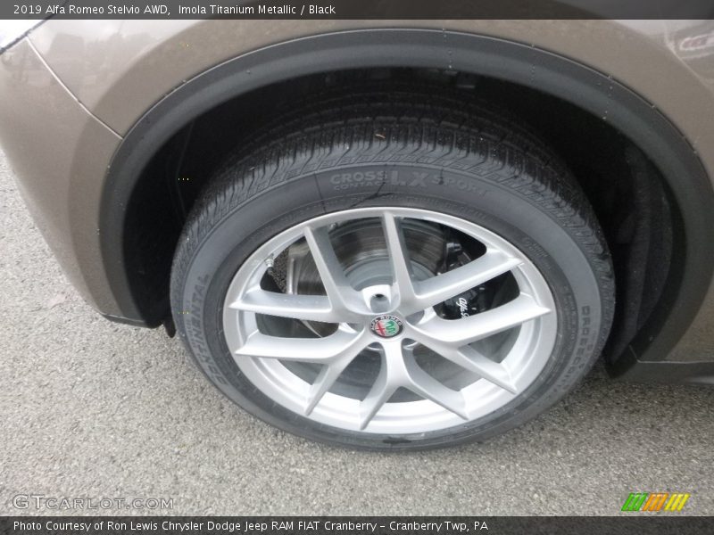 Imola Titanium Metallic / Black 2019 Alfa Romeo Stelvio AWD