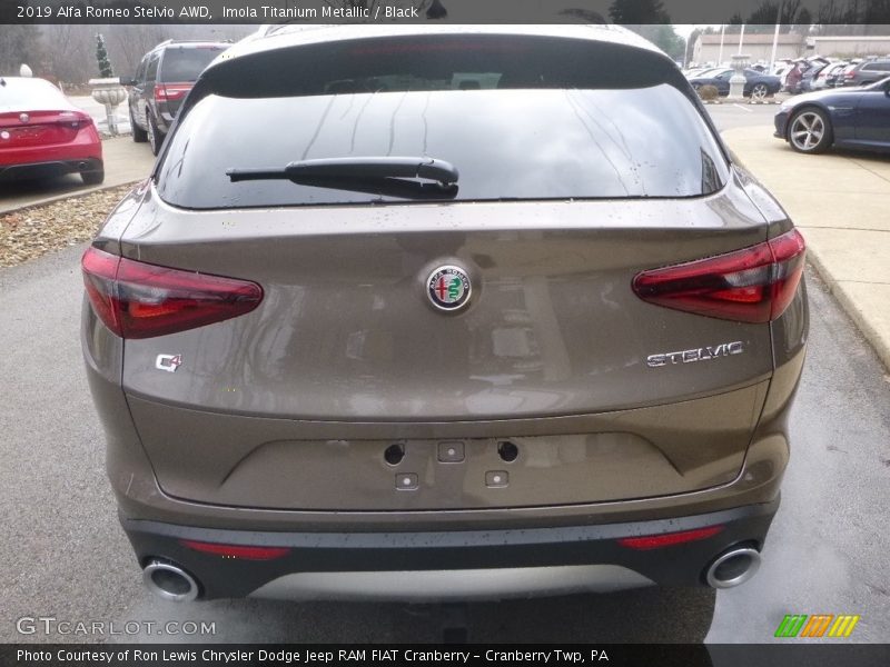 Imola Titanium Metallic / Black 2019 Alfa Romeo Stelvio AWD