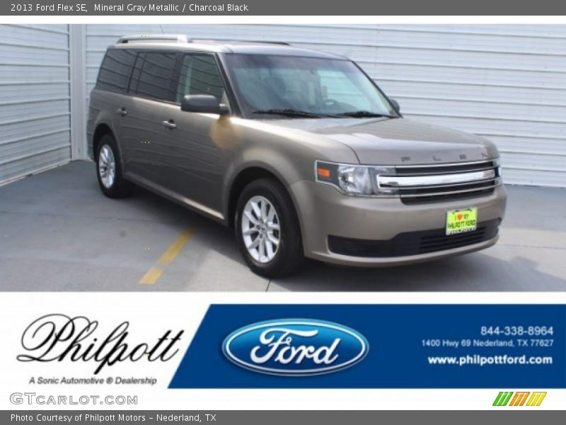 Mineral Gray Metallic / Charcoal Black 2013 Ford Flex SE