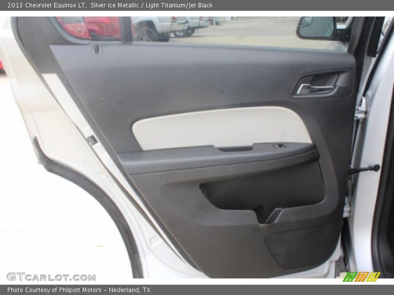 Silver Ice Metallic / Light Titanium/Jet Black 2013 Chevrolet Equinox LT