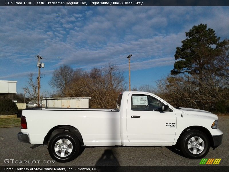 Bright White / Black/Diesel Gray 2019 Ram 1500 Classic Tradesman Regular Cab