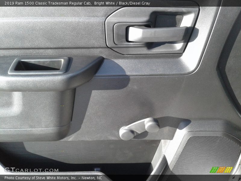 Bright White / Black/Diesel Gray 2019 Ram 1500 Classic Tradesman Regular Cab