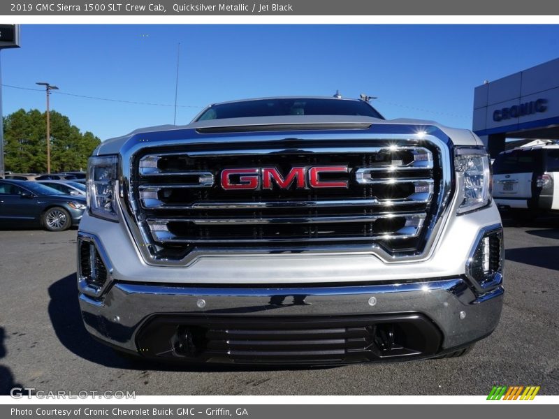 Quicksilver Metallic / Jet Black 2019 GMC Sierra 1500 SLT Crew Cab