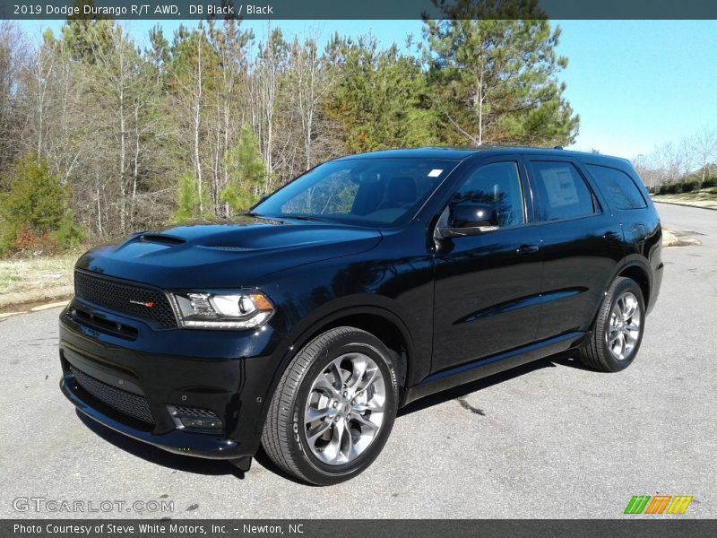 Front 3/4 View of 2019 Durango R/T AWD