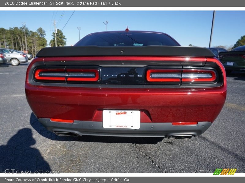 Octane Red Pearl / Black 2018 Dodge Challenger R/T Scat Pack