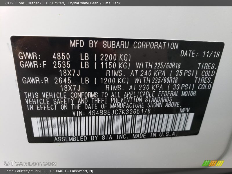 Crystal White Pearl / Slate Black 2019 Subaru Outback 3.6R Limited