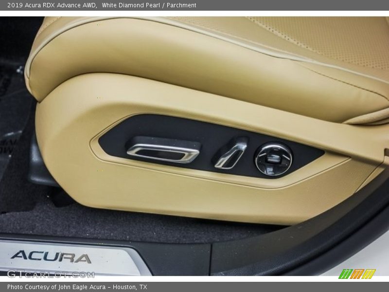 White Diamond Pearl / Parchment 2019 Acura RDX Advance AWD