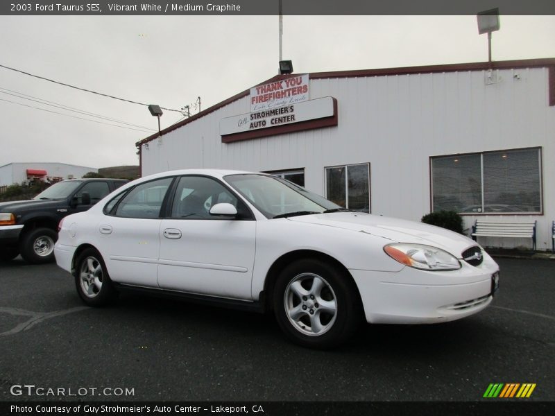 Vibrant White / Medium Graphite 2003 Ford Taurus SES