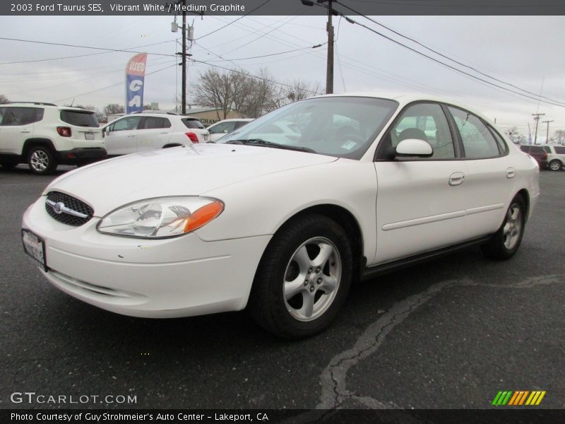 Vibrant White / Medium Graphite 2003 Ford Taurus SES