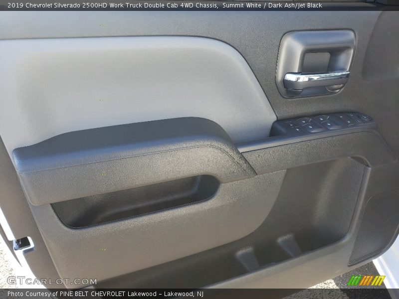 Summit White / Dark Ash/Jet Black 2019 Chevrolet Silverado 2500HD Work Truck Double Cab 4WD Chassis