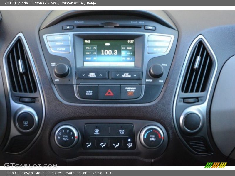 Winter White / Beige 2015 Hyundai Tucson GLS AWD