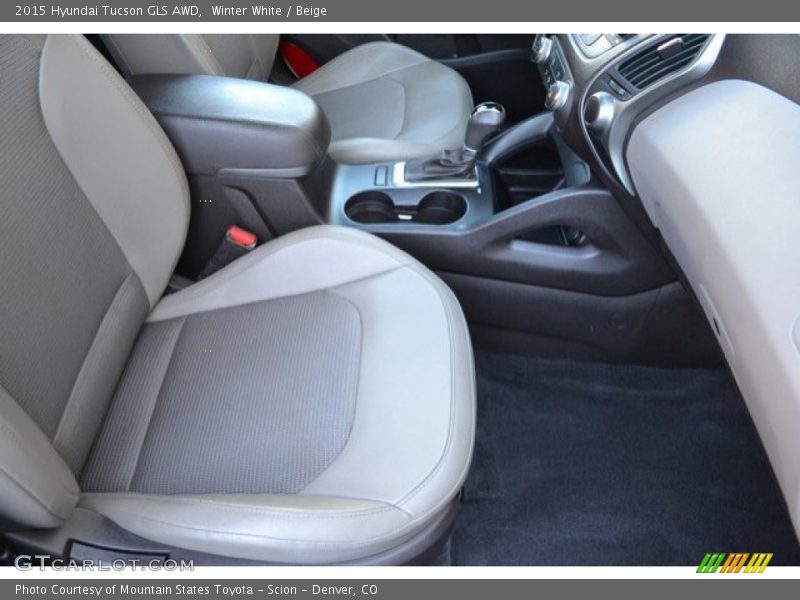 Winter White / Beige 2015 Hyundai Tucson GLS AWD
