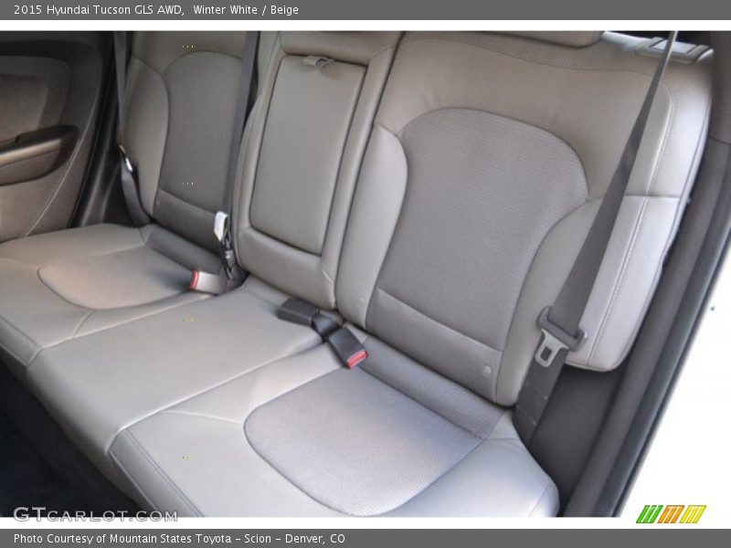 Winter White / Beige 2015 Hyundai Tucson GLS AWD