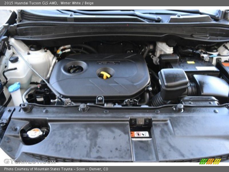 Winter White / Beige 2015 Hyundai Tucson GLS AWD