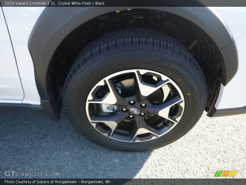 Crystal White Pearl / Black 2019 Subaru Crosstrek 2.0i