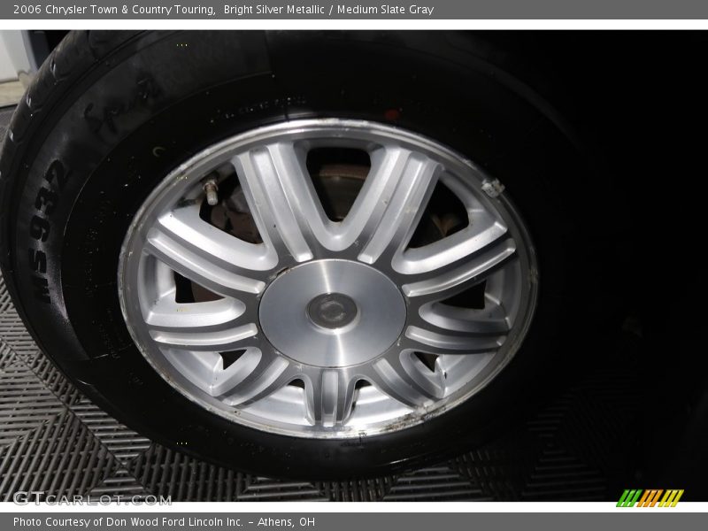 Bright Silver Metallic / Medium Slate Gray 2006 Chrysler Town & Country Touring
