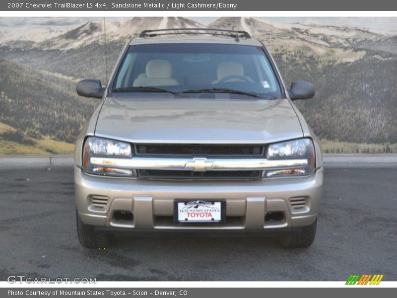 Sandstone Metallic / Light Cashmere/Ebony 2007 Chevrolet TrailBlazer LS 4x4