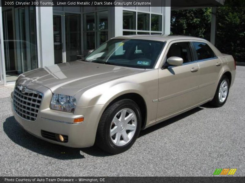 Linen Gold Metallic / Dark Slate Gray/Light Graystone 2005 Chrysler 300 Touring