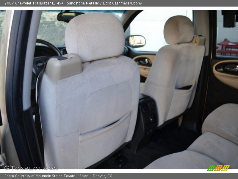 Sandstone Metallic / Light Cashmere/Ebony 2007 Chevrolet TrailBlazer LS 4x4