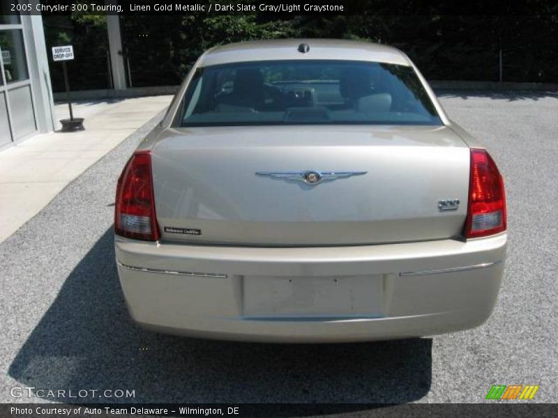 Linen Gold Metallic / Dark Slate Gray/Light Graystone 2005 Chrysler 300 Touring