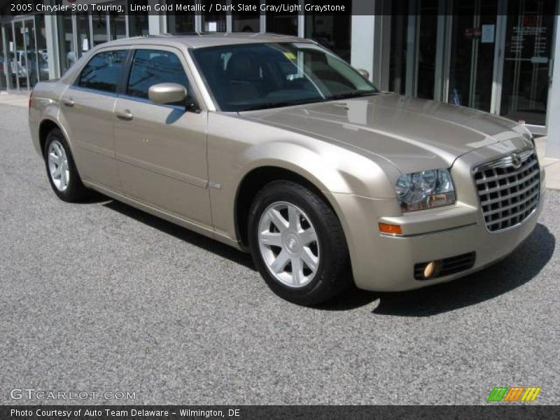 Linen Gold Metallic / Dark Slate Gray/Light Graystone 2005 Chrysler 300 Touring