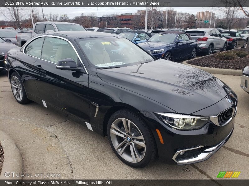 Front 3/4 View of 2019 4 Series 430i xDrive Convertible