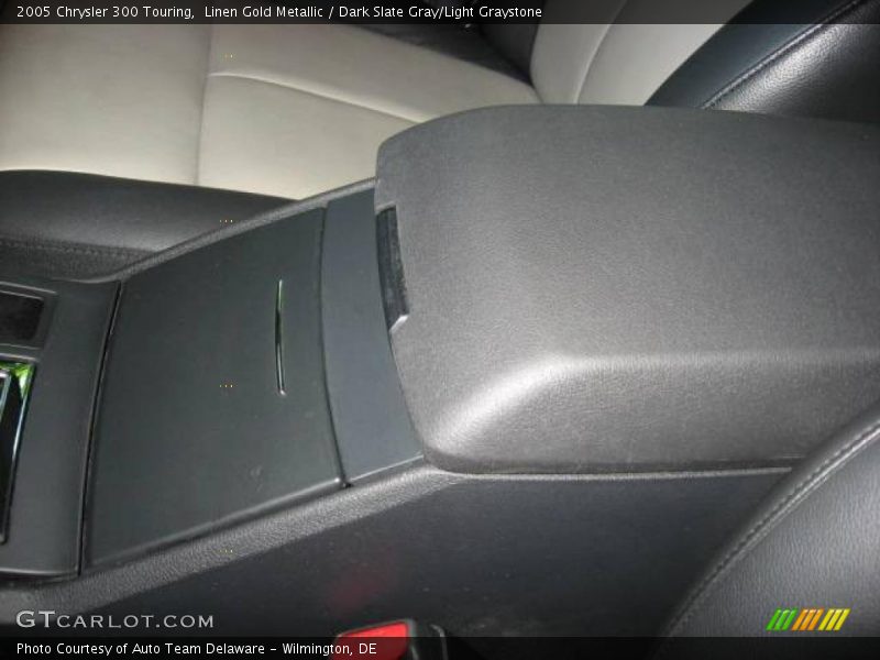Linen Gold Metallic / Dark Slate Gray/Light Graystone 2005 Chrysler 300 Touring