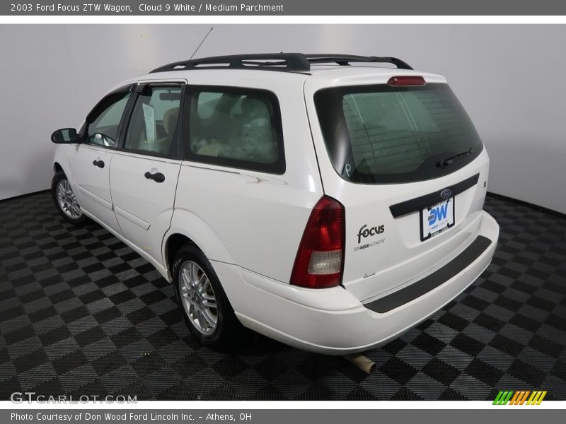 Cloud 9 White / Medium Parchment 2003 Ford Focus ZTW Wagon