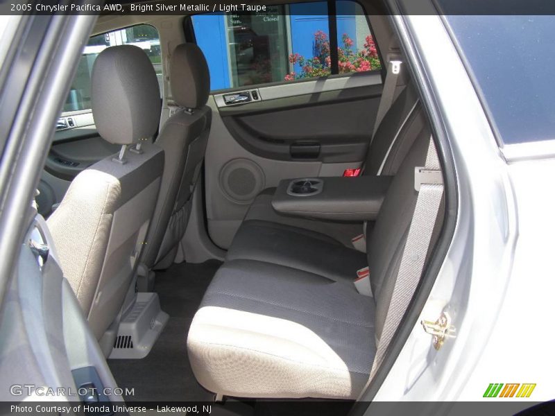 Bright Silver Metallic / Light Taupe 2005 Chrysler Pacifica AWD