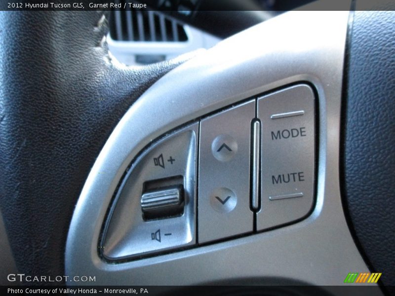 Garnet Red / Taupe 2012 Hyundai Tucson GLS
