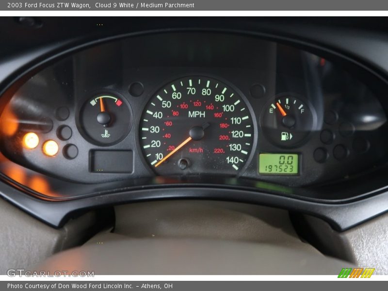 Cloud 9 White / Medium Parchment 2003 Ford Focus ZTW Wagon