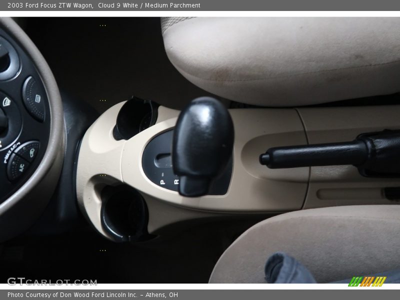Cloud 9 White / Medium Parchment 2003 Ford Focus ZTW Wagon