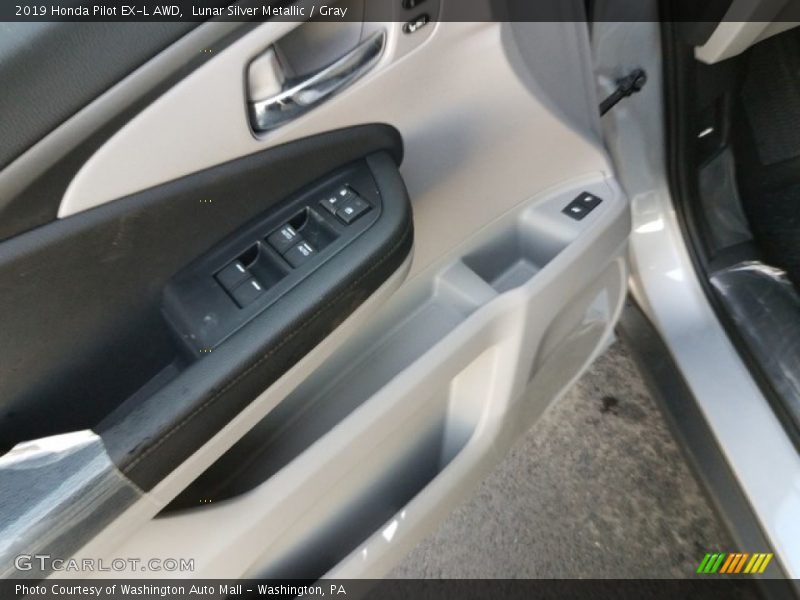 Lunar Silver Metallic / Gray 2019 Honda Pilot EX-L AWD