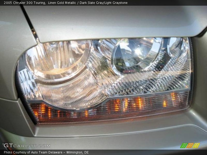 Linen Gold Metallic / Dark Slate Gray/Light Graystone 2005 Chrysler 300 Touring
